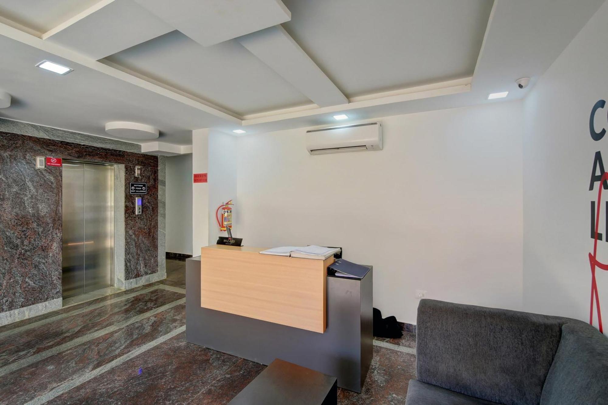 Отель Super Grand Collection O Near Sarjapur Road Near 7D Voyage Бангалор Экстерьер фото