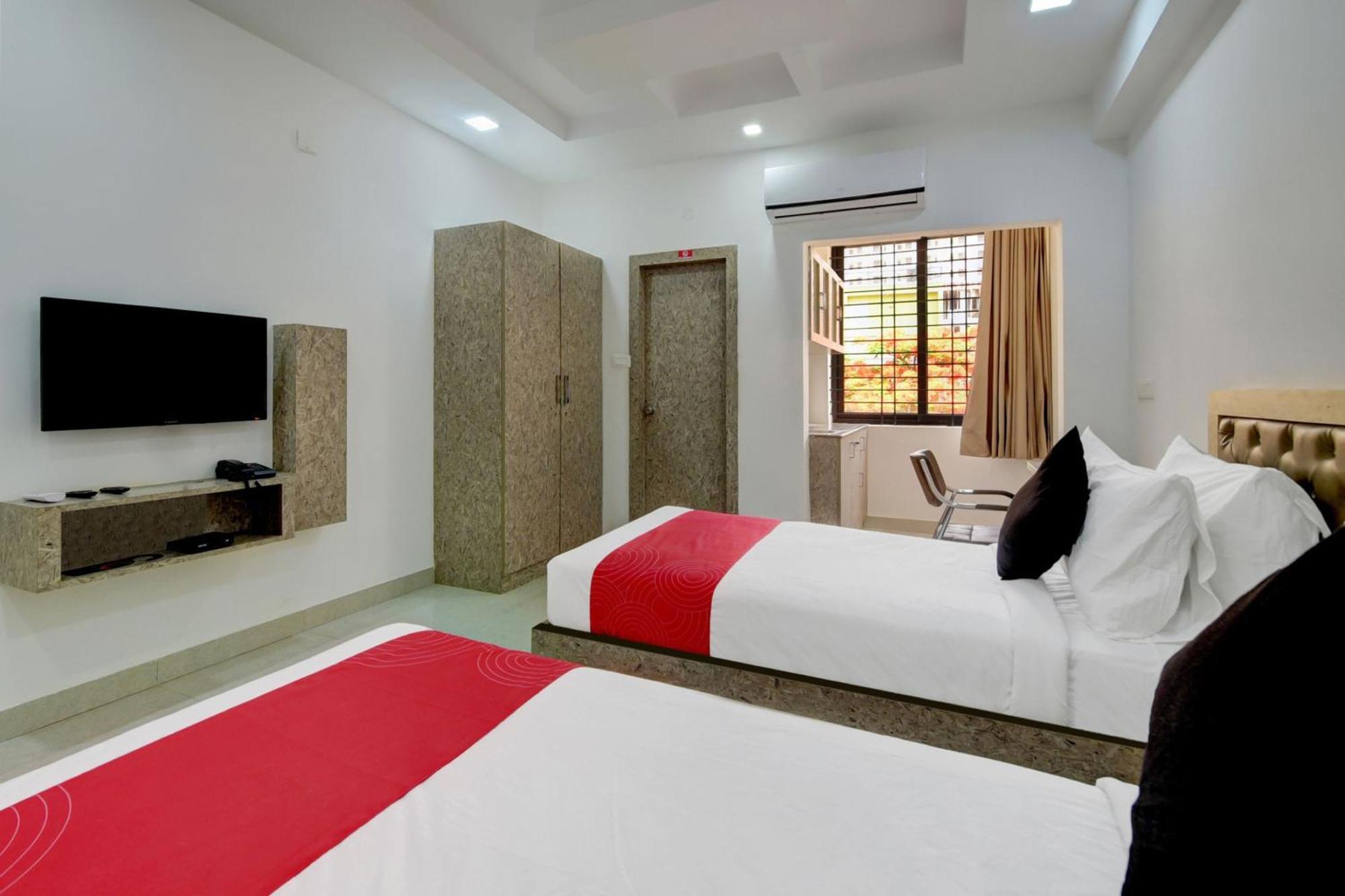 Отель Super Grand Collection O Near Sarjapur Road Near 7D Voyage Бангалор Экстерьер фото
