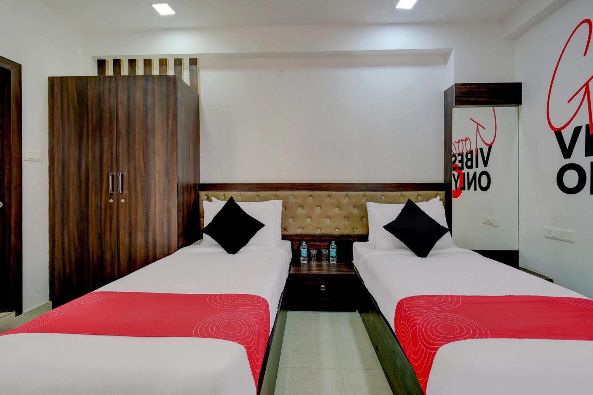 Отель Super Grand Collection O Near Sarjapur Road Near 7D Voyage Бангалор Экстерьер фото
