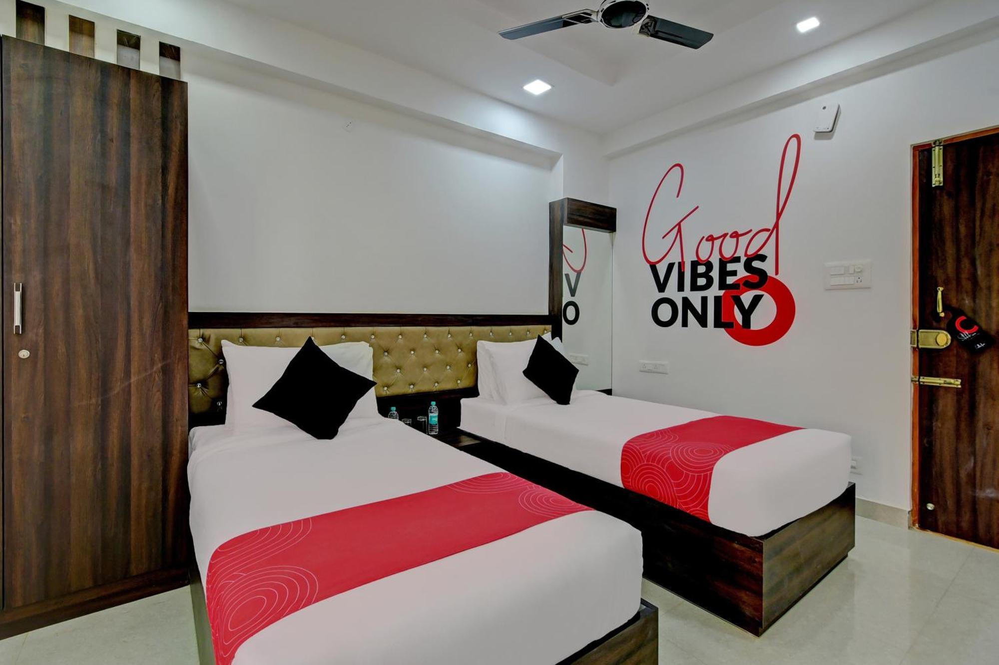 Отель Super Grand Collection O Near Sarjapur Road Near 7D Voyage Бангалор Экстерьер фото