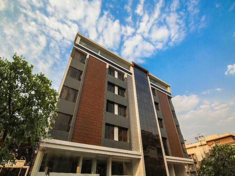 Отель Super Grand Collection O Near Sarjapur Road Near 7D Voyage Бангалор Экстерьер фото